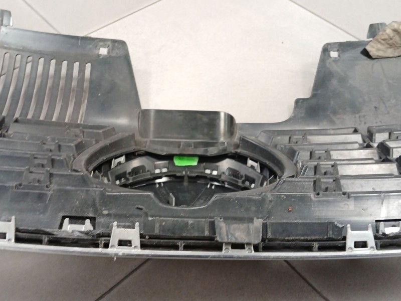 Recambio de rejilla delantera para volkswagen cc b7 (358) 2.0 tdi referencia OEM IAM   