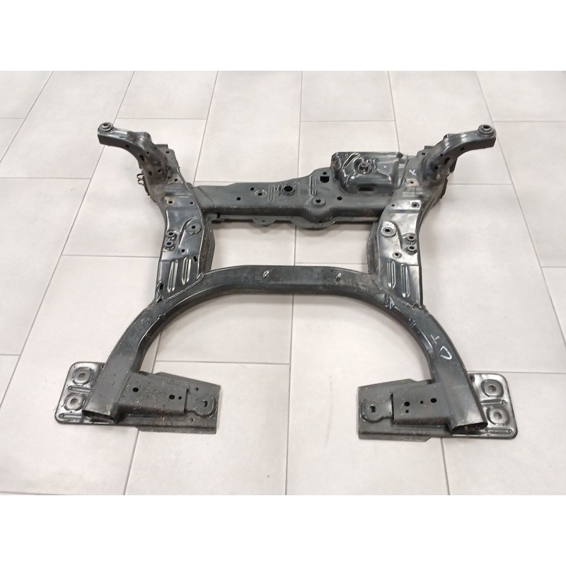 Recambio de puente delantero para mercedes-benz clase a (w176) a 180 cdi (176.000) referencia OEM IAM A2466201200 13009Q011021 