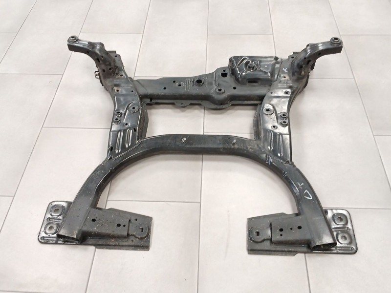 Recambio de puente delantero para mercedes-benz clase a (w176) a 180 cdi (176.000) referencia OEM IAM A2466201200 13009Q011021 
