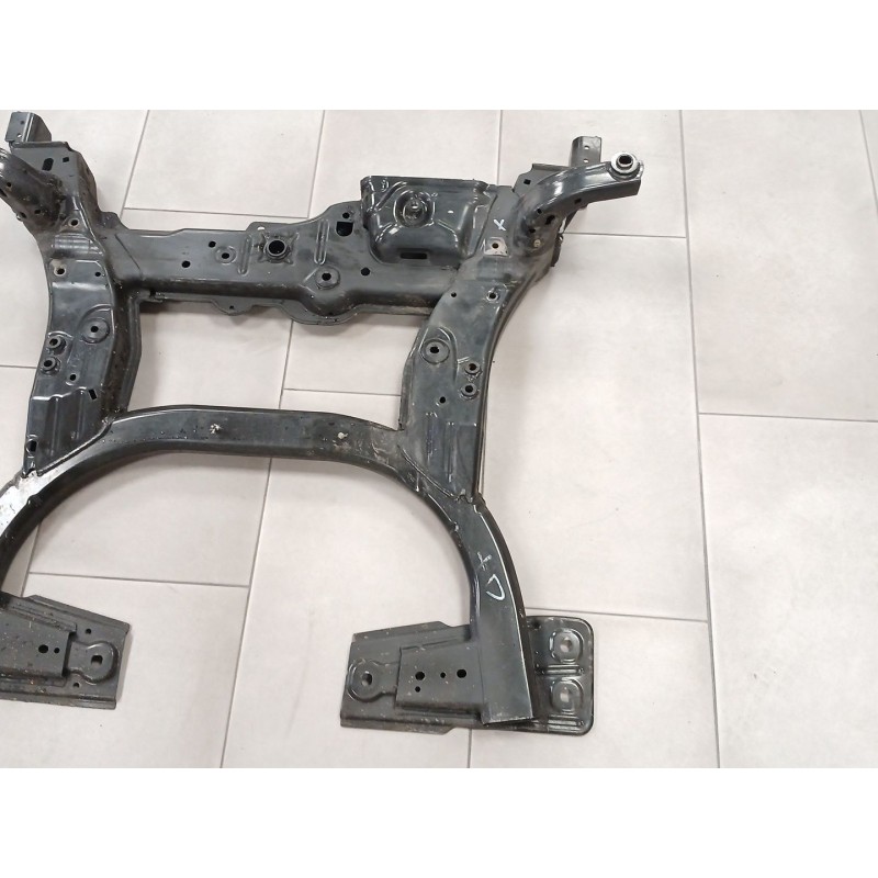 Recambio de puente delantero para mercedes-benz clase a (w176) a 180 cdi (176.000) referencia OEM IAM A2466201200 13009Q011021 