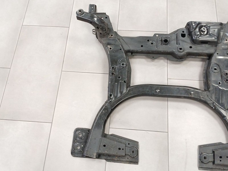 Recambio de puente delantero para mercedes-benz clase a (w176) a 180 cdi (176.000) referencia OEM IAM A2466201200 13009Q011021 