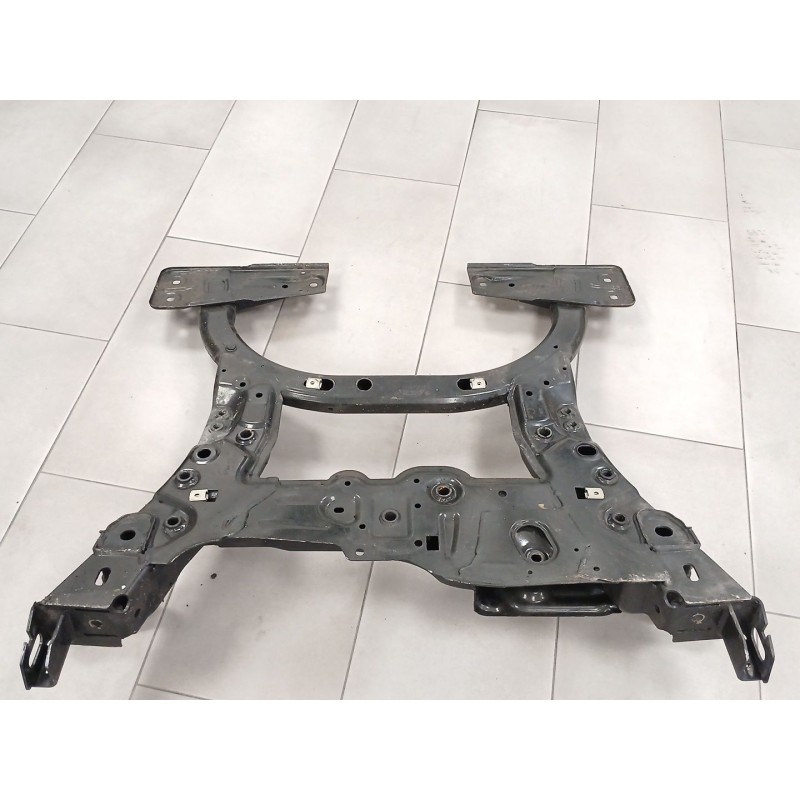 Recambio de puente delantero para mercedes-benz clase a (w176) a 180 cdi (176.000) referencia OEM IAM A2466201200 13009Q011021 