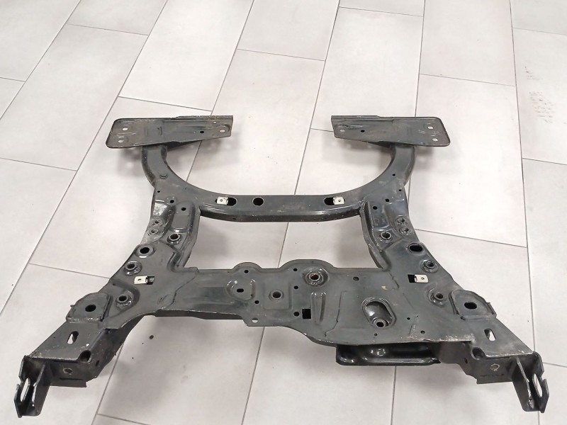 Recambio de puente delantero para mercedes-benz clase a (w176) a 180 cdi (176.000) referencia OEM IAM A2466201200 13009Q011021 