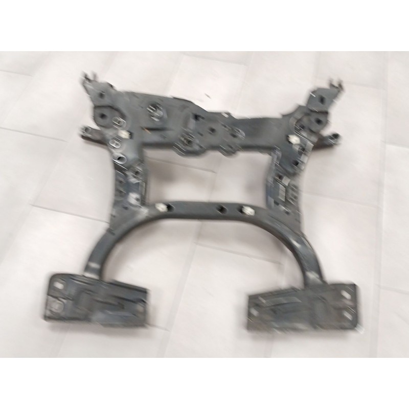 Recambio de puente delantero para mercedes-benz clase a (w176) a 180 cdi (176.000) referencia OEM IAM A2466201200 13009Q011021 