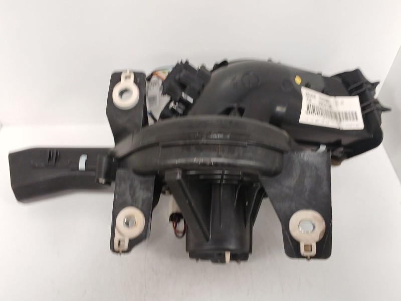 Recambio de motor calefaccion para peugeot 5008 (0u_, 0e_) 2.0 hdi referencia OEM IAM 9683441680  