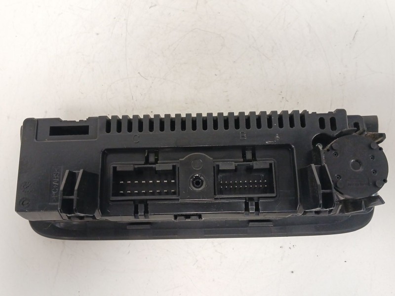 Recambio de mando climatizador para seat ibiza iv (6j5, 6p1) 1.6 tdi referencia OEM IAM 6J0820043C A2C53424497 