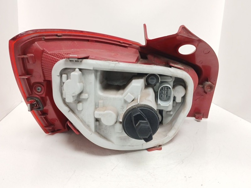 Recambio de piloto trasero derecho para seat ibiza iv (6j5, 6p1) 1.6 tdi referencia OEM IAM 6J4945096G 6J4945112B 