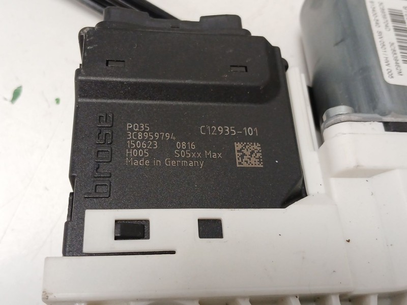 Recambio de elevalunas trasero derecho para volkswagen cc b7 (358) 2.0 tdi referencia OEM IAM 3C8959794 3C8959704D 