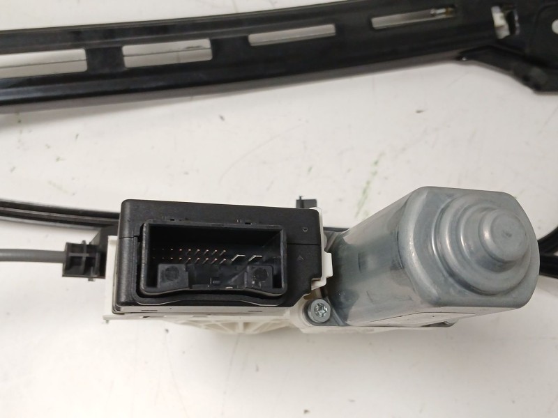 Recambio de elevalunas trasero derecho para volkswagen cc b7 (358) 2.0 tdi referencia OEM IAM 3C8959794 3C8959704D 