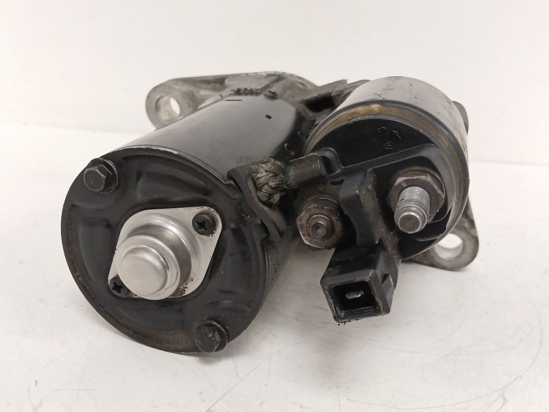 Recambio de motor arranque para volkswagen polo iv (9n_, 9a_) 1.4 16v referencia OEM IAM 0001120400  