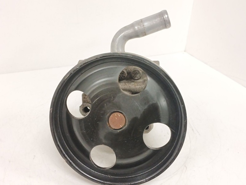 Recambio de bomba direccion para ford fiesta v (jh_, jd_) 1.4 tdci referencia OEM IAM 2S6C3A696  