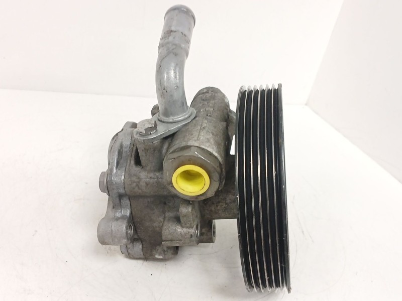 Recambio de bomba direccion para ford fiesta v (jh_, jd_) 1.4 tdci referencia OEM IAM 2S6C3A696  