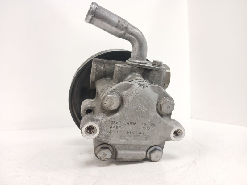 Recambio de bomba direccion para ford fiesta v (jh_, jd_) 1.4 tdci referencia OEM IAM 2S6C3A696  