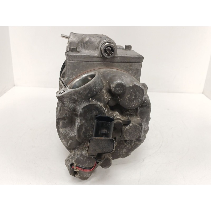Recambio de compresor aire acondicionado para volkswagen polo iv (9n_, 9a_) 1.4 16v referencia OEM IAM 6Q0820803D  