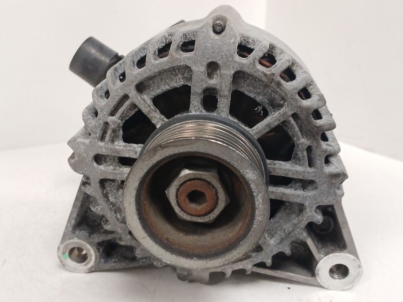 Recambio de alternador para ford fiesta v (jh_, jd_) 1.4 tdci referencia OEM IAM 3S6TAC  