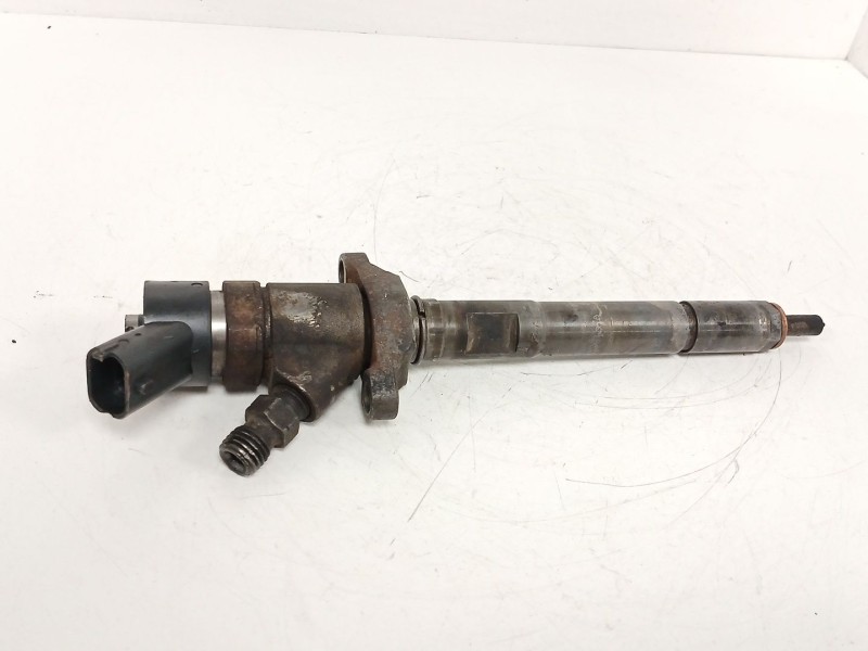 Recambio de inyector para ford focus c-max (dm2) 1.6 tdci referencia OEM IAM 0445110188  