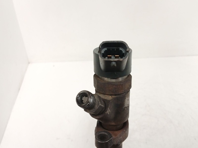 Recambio de inyector para ford focus c-max (dm2) 1.6 tdci referencia OEM IAM 0445110188  