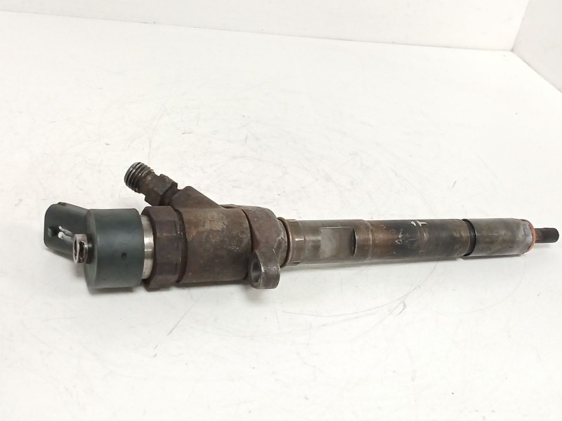 Recambio de inyector para ford focus c-max (dm2) 1.6 tdci referencia OEM IAM 0448110188  