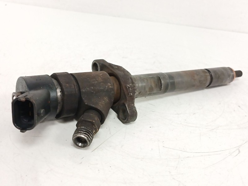 Recambio de inyector para ford focus c-max (dm2) 1.6 tdci referencia OEM IAM 0445110188  