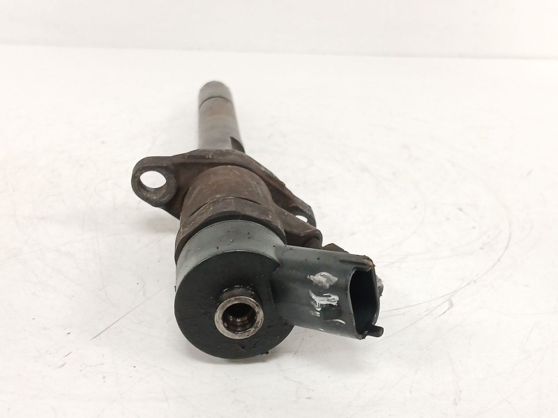 Recambio de inyector para ford focus c-max (dm2) 1.6 tdci referencia OEM IAM 0445110188  