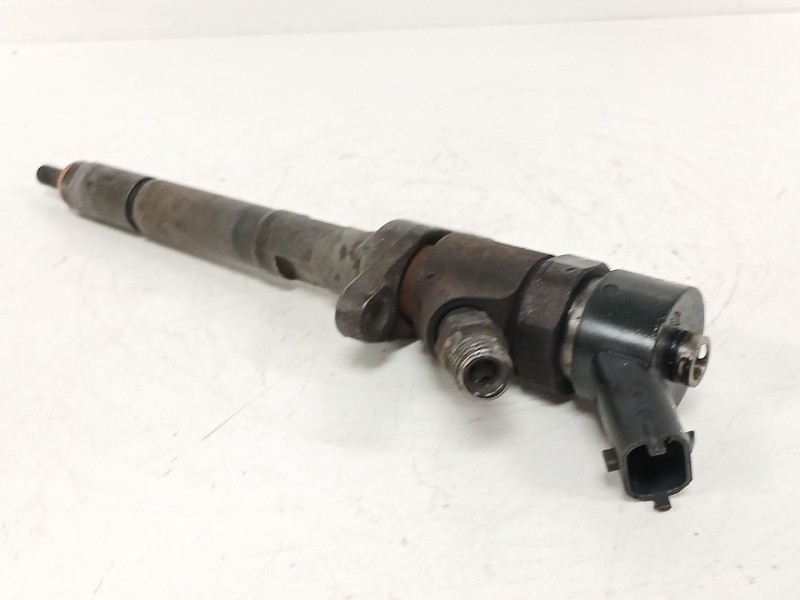 Recambio de inyector para ford focus c-max (dm2) 1.6 tdci referencia OEM IAM 0445110188  