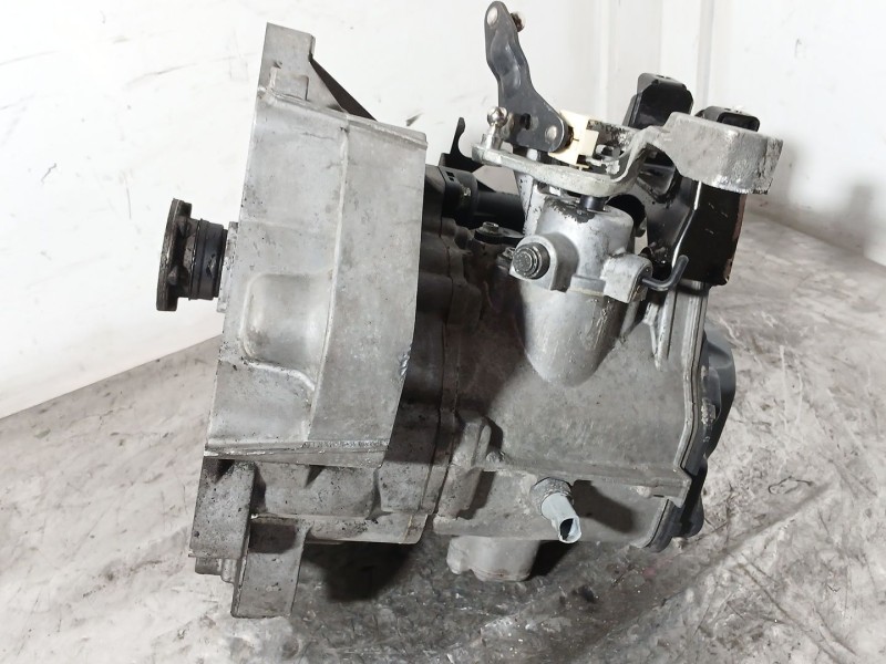Recambio de caja cambios para volkswagen polo iv (9n_, 9a_) 1.4 16v referencia OEM IAM GET  