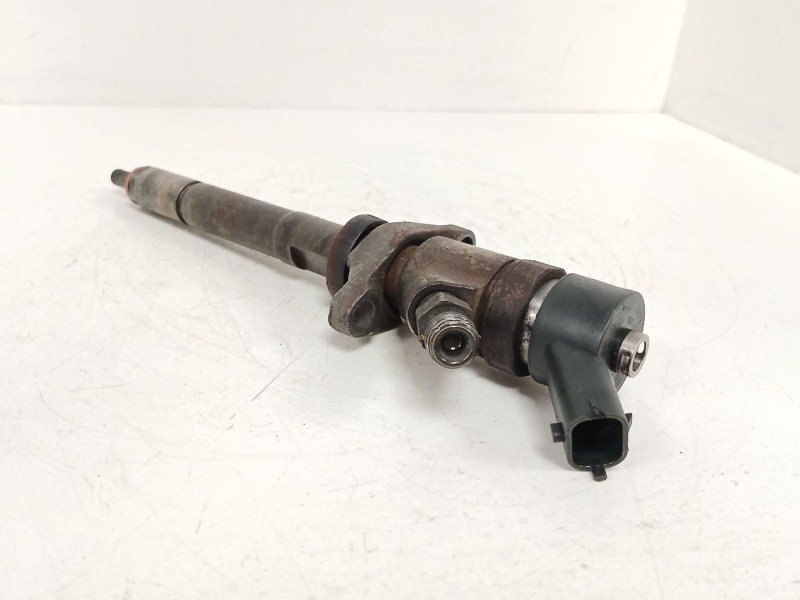 Recambio de inyector para ford focus c-max (dm2) 1.6 tdci referencia OEM IAM 0445110188  