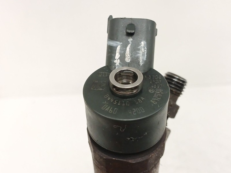 Recambio de inyector para ford focus c-max (dm2) 1.6 tdci referencia OEM IAM 0445110188  