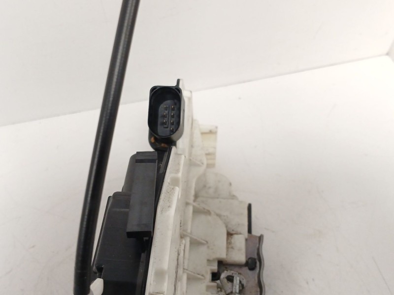 Recambio de cerradura puerta delantera izquierda para volkswagen cc b7 (358) 2.0 tdi referencia OEM IAM 5N1837015F  