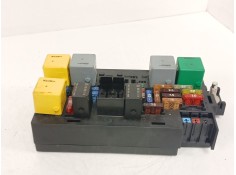 Recambio de caja reles / fusibles para mercedes-benz clase m (w164) ml 320 cdi 4-matic (164.122) referencia OEM IAM A1645402972 