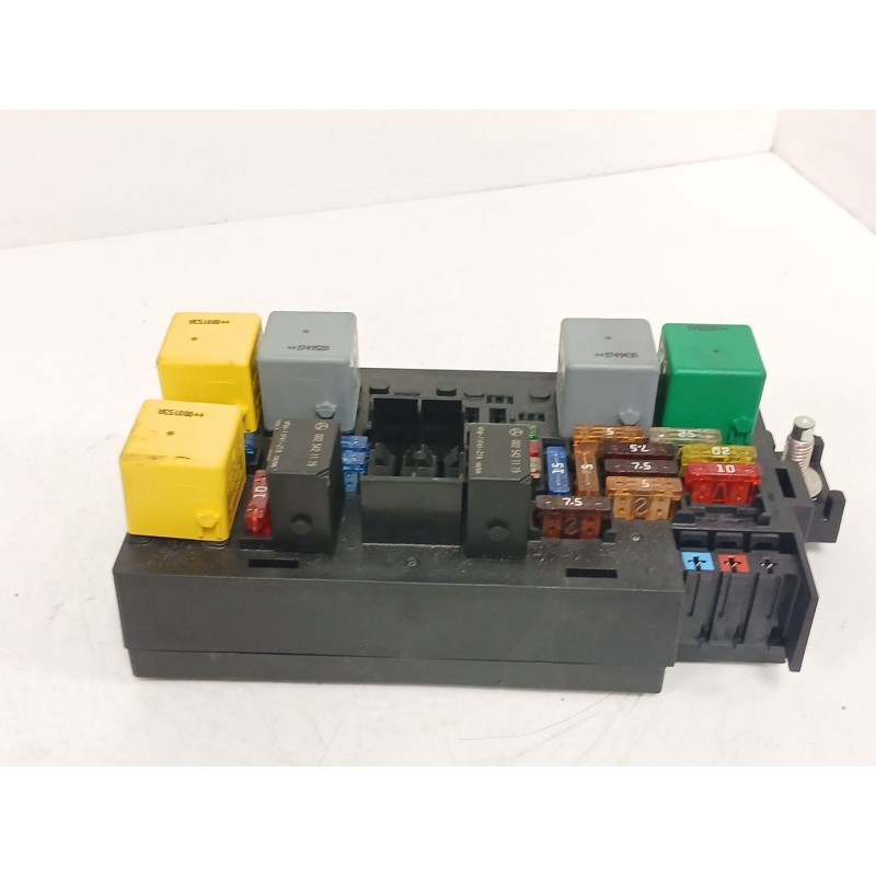 Recambio de caja reles / fusibles para mercedes-benz clase m (w164) ml 320 cdi 4-matic (164.122) referencia OEM IAM A1645402972 
