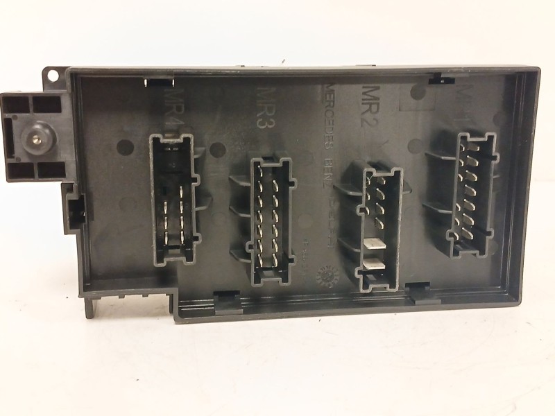Recambio de caja reles / fusibles para mercedes-benz clase m (w164) ml 320 cdi 4-matic (164.122) referencia OEM IAM A1645402972 