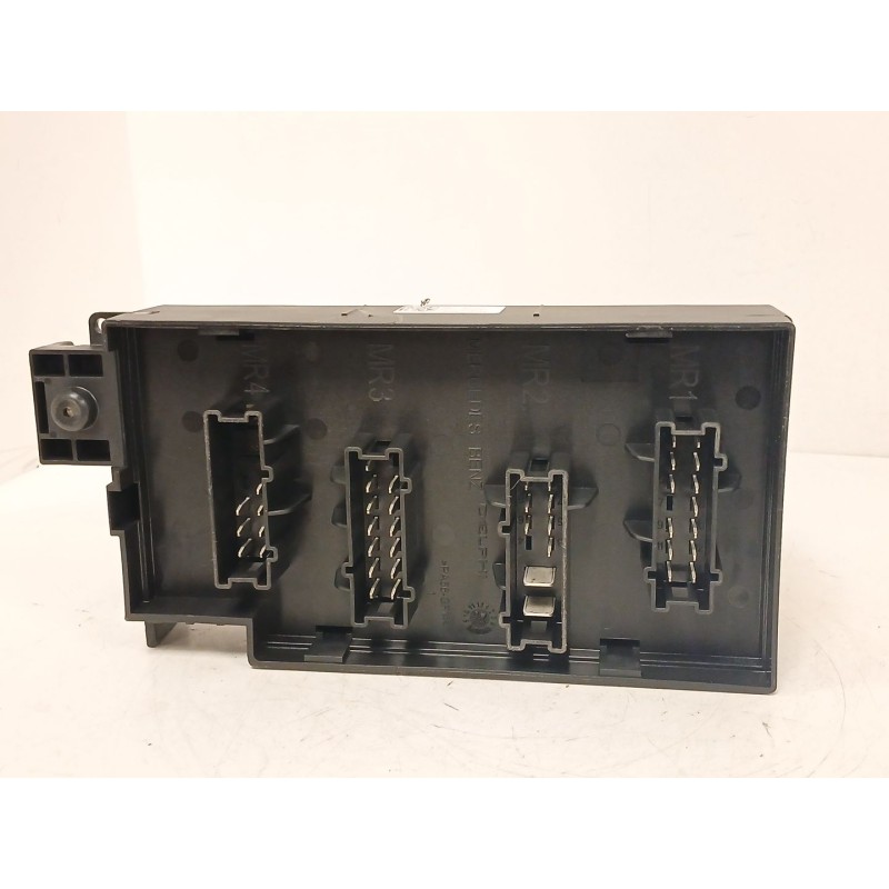 Recambio de caja reles / fusibles para mercedes-benz clase m (w164) ml 320 cdi 4-matic (164.122) referencia OEM IAM A1645402972 