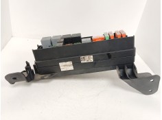 Recambio de caja reles / fusibles para mercedes-benz clase m (w164) ml 320 cdi 4-matic (164.122) referencia OEM IAM A16445403072