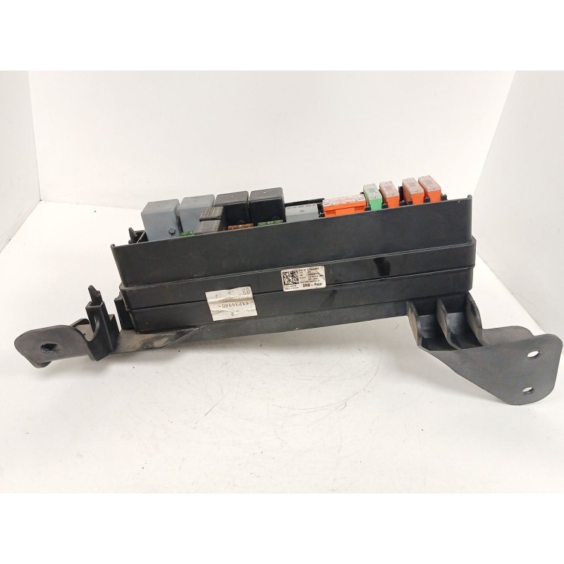 Recambio de caja reles / fusibles para mercedes-benz clase m (w164) ml 320 cdi 4-matic (164.122) referencia OEM IAM A16445403072