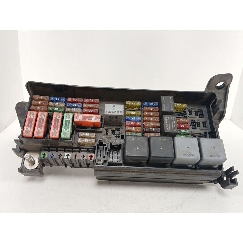 Recambio de caja reles / fusibles para mercedes-benz clase m (w164) ml 320 cdi 4-matic (164.122) referencia OEM IAM A16445403072