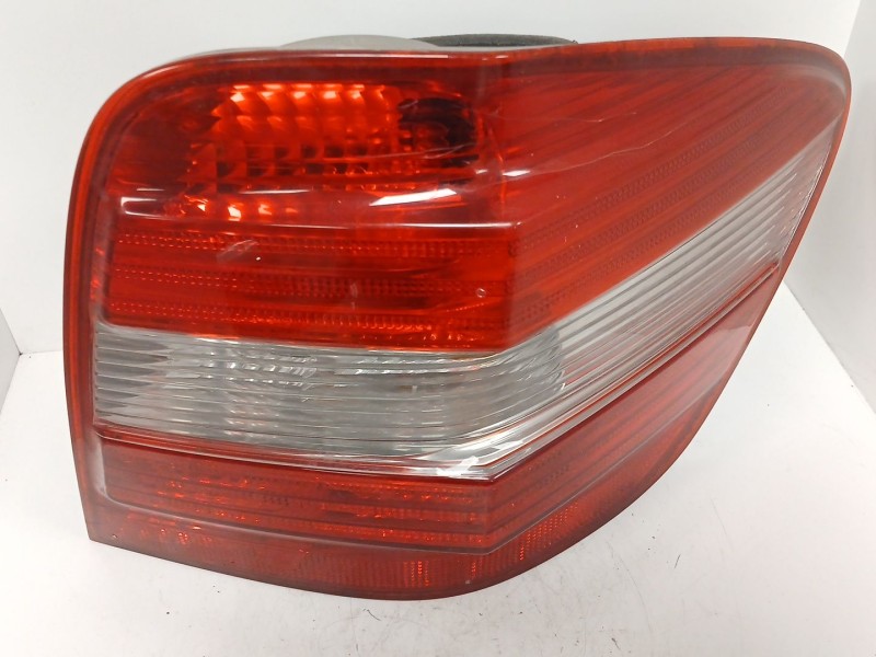 Recambio de piloto trasero derecho para mercedes-benz clase m (w164) ml 320 cdi 4-matic (164.122) referencia OEM IAM   