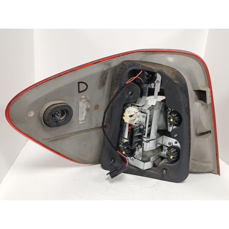 Recambio de piloto trasero derecho para mercedes-benz clase m (w164) ml 320 cdi 4-matic (164.122) referencia OEM IAM   