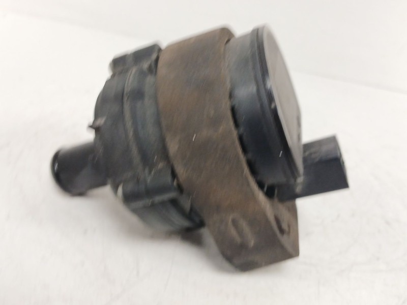 Recambio de bomba agua para mercedes-benz clase m (w164) ml 320 cdi 4-matic (164.122) referencia OEM IAM A2118350028  