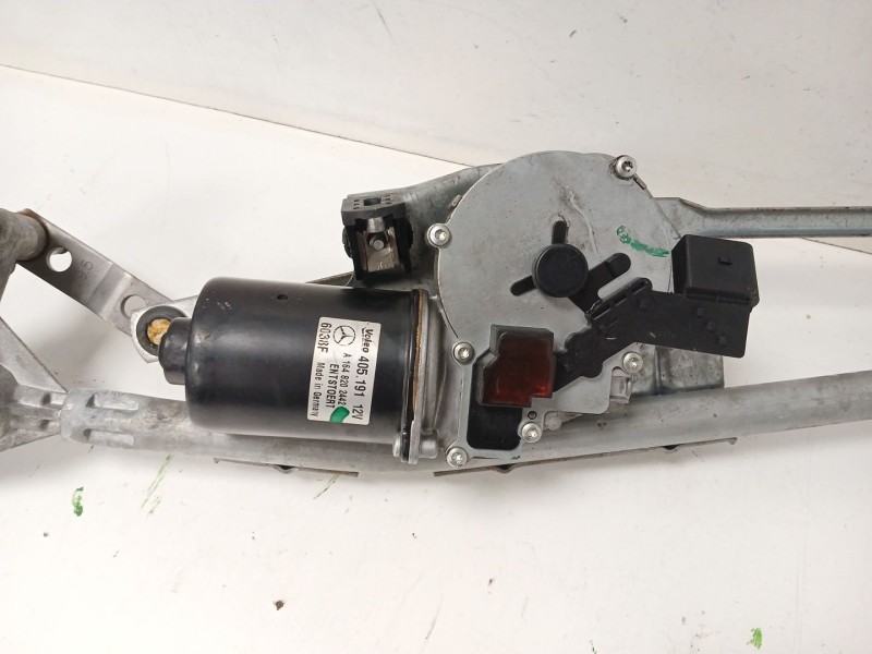 Recambio de motor limpia delantero para mercedes-benz clase m (w164) ml 320 cdi 4-matic (164.122) referencia OEM IAM A1646800091