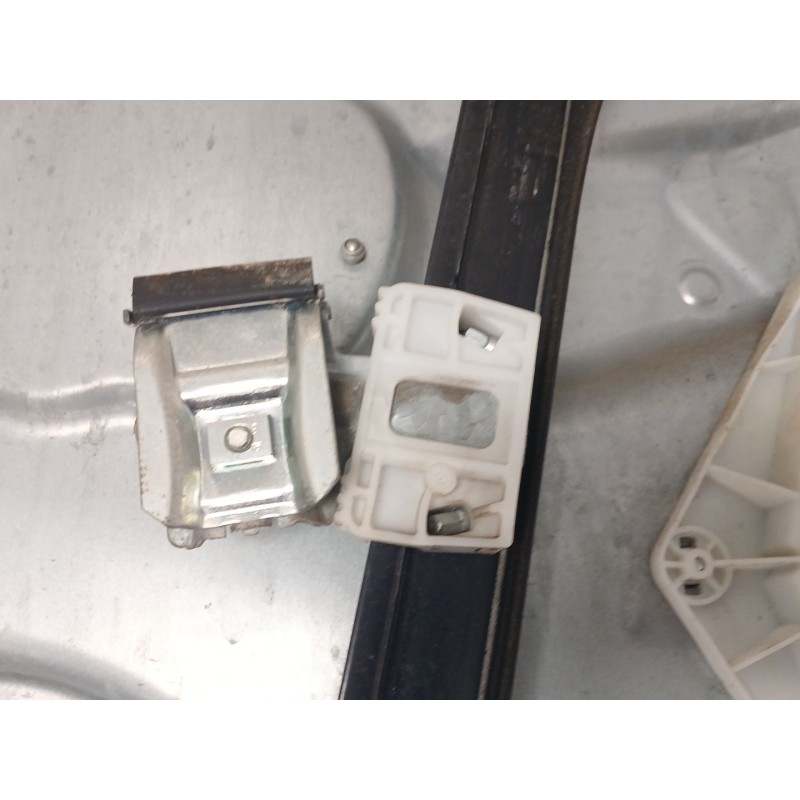 Recambio de elevalunas delantero izquierdo para mercedes-benz clase m (w164) ml 320 cdi 4-matic (164.122) referencia OEM IAM A15