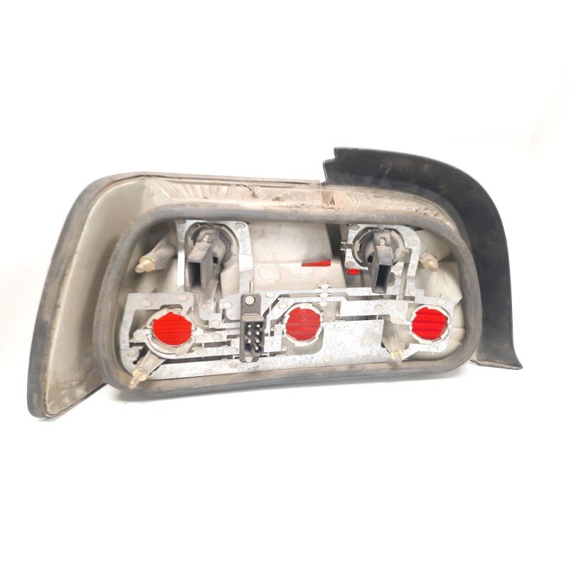 Recambio de piloto trasero derecho para bmw serie 3 berlina (e36) 1.8 cat (m43) referencia OEM IAM  4298 