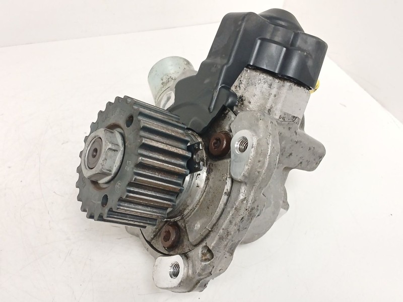 Recambio de bomba inyeccion para seat ibiza iv (6j5, 6p1) 1.4 tdi referencia OEM IAM 28470303 04B130755F 0223302LKR