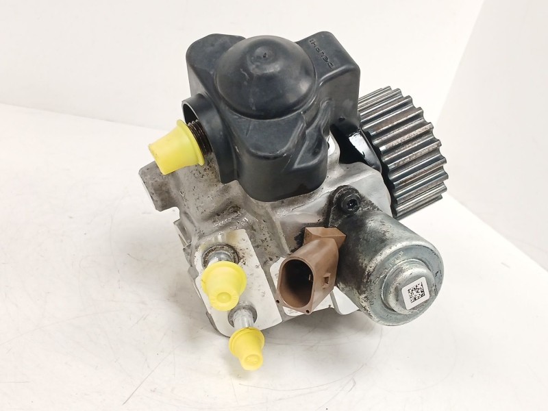Recambio de bomba inyeccion para seat ibiza iv (6j5, 6p1) 1.4 tdi referencia OEM IAM 28470303 04B130755F 0223302LKR