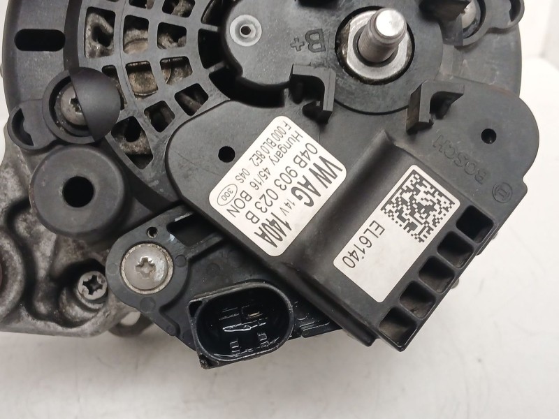 Recambio de alternador para seat ibiza iv (6j5, 6p1) 1.4 tdi referencia OEM IAM 04B903023B  