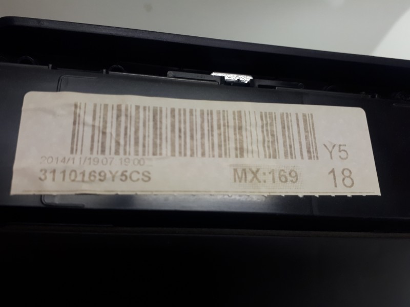 Recambio de mando climatizador para volvo v40 cross country basis referencia OEM IAM  3110169Y5CS 