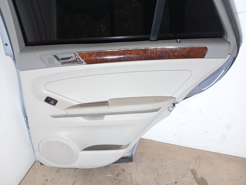 Recambio de puerta trasera derecha para mercedes-benz clase m (w164) ml 320 cdi 4-matic (164.122) referencia OEM IAM   