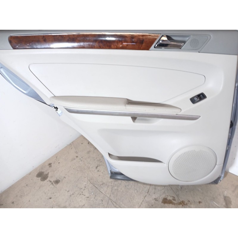 Recambio de puerta trasera izquierda para mercedes-benz clase m (w164) ml 320 cdi 4-matic (164.122) referencia OEM IAM   