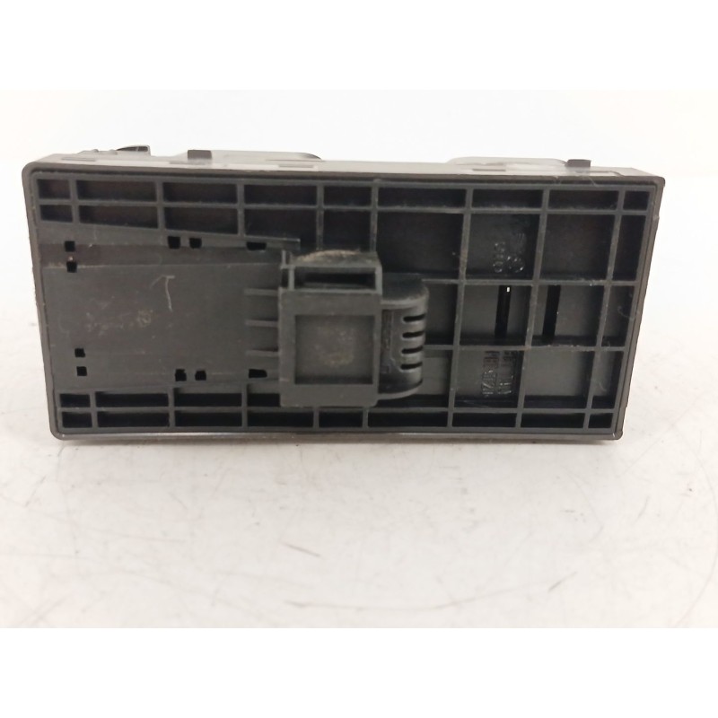 Recambio de mando elevalunas delantero izquierdo para audi a5 sportback (8ta) 2.0 tdi quattro referencia OEM IAM   