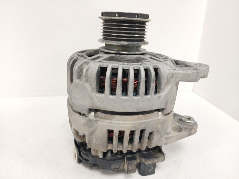Recambio de alternador para seat leon (1m1) 1.9 tdi referencia OEM IAM 0124325001  